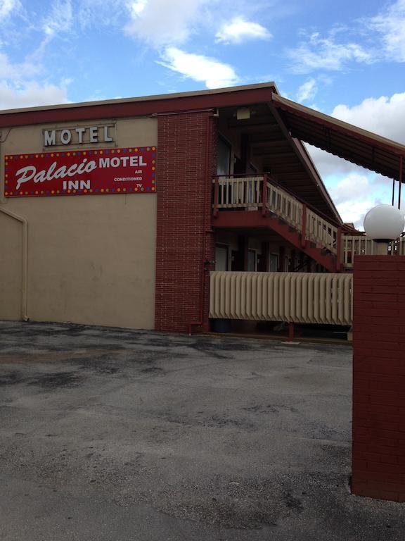 Palacio Inn Motel Miami Springs Exterior photo